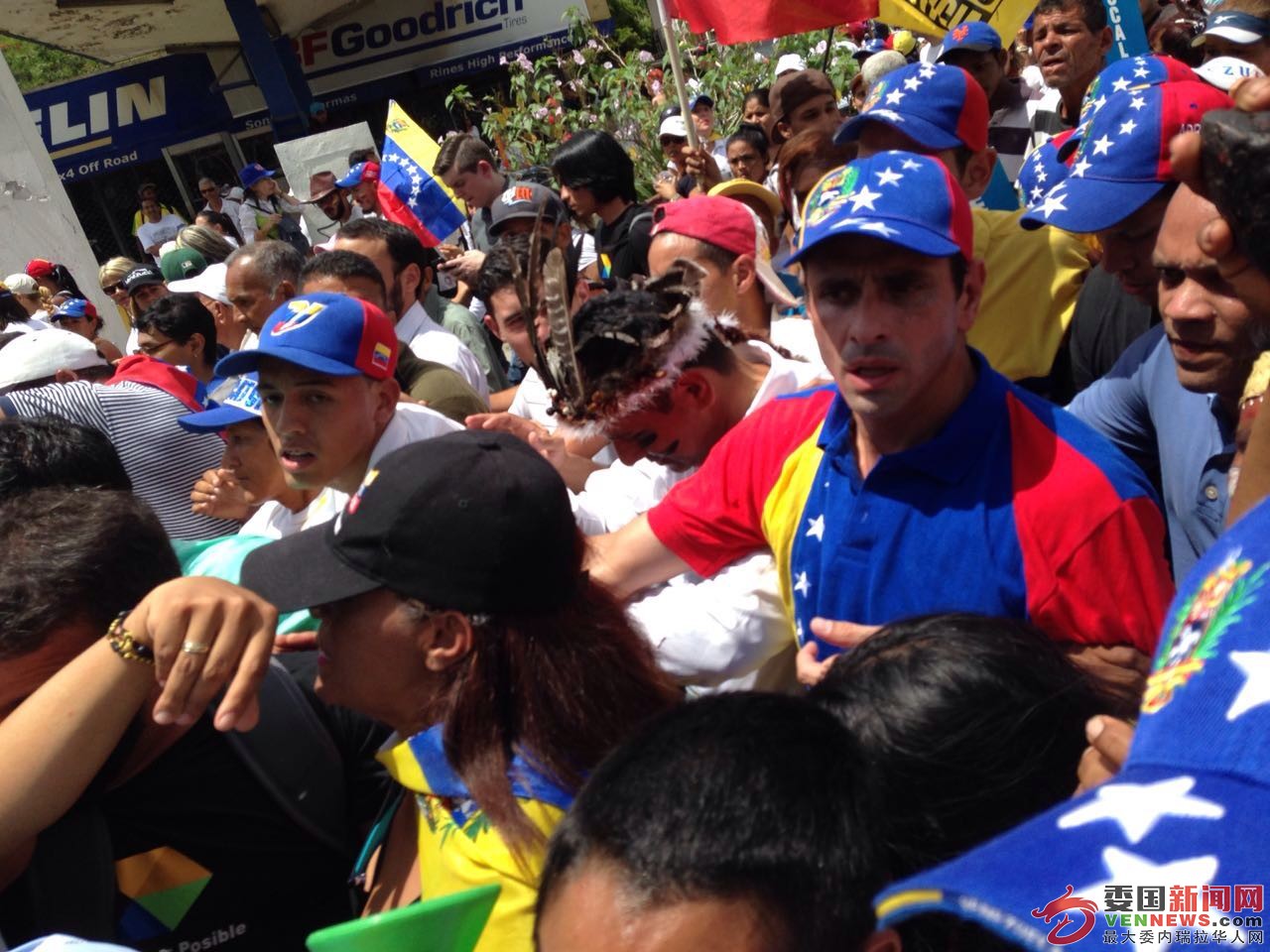 Henrique-Capriles-3.jpg