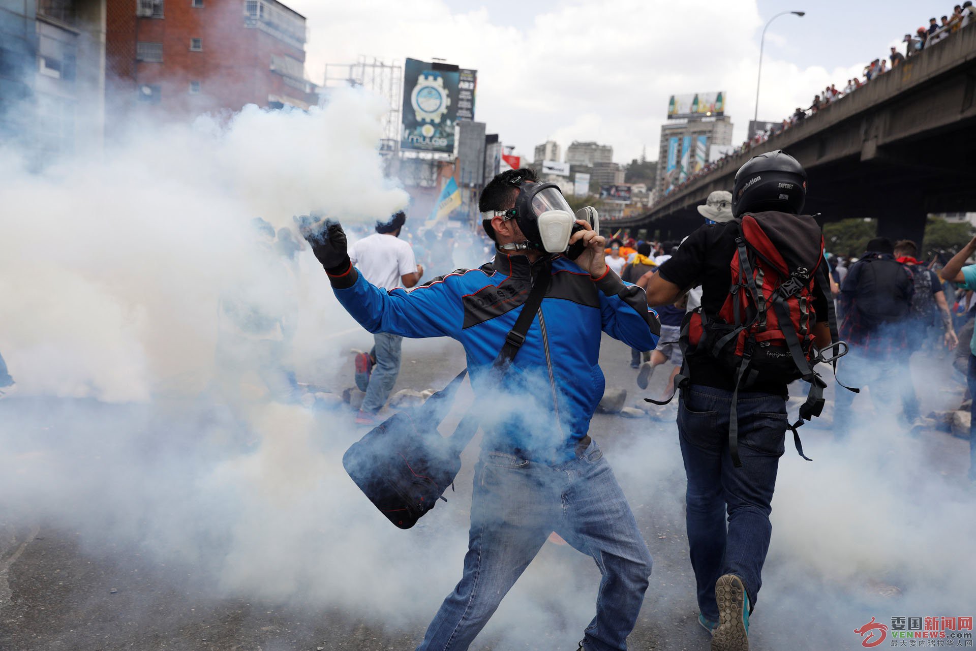 Protesta-Represion-Abril-6-26.jpg