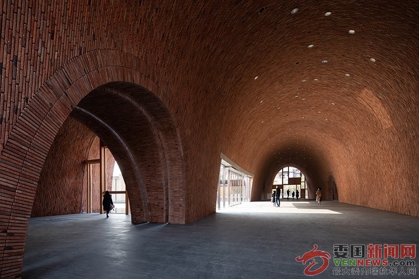 jingdezhen-imperial-kiln-museum-studio-zhu-pei-desigboom-08.jpg